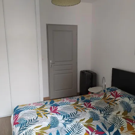 T4 89m2, Cap D'agde, Secteur Falaise, Vue Mer, Clim, 8 Pers, Wifi, 100 M Appartamento